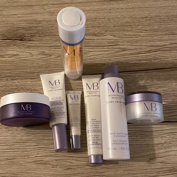 Meaningful Beauty 7 Pieces - Picture 1 of 7